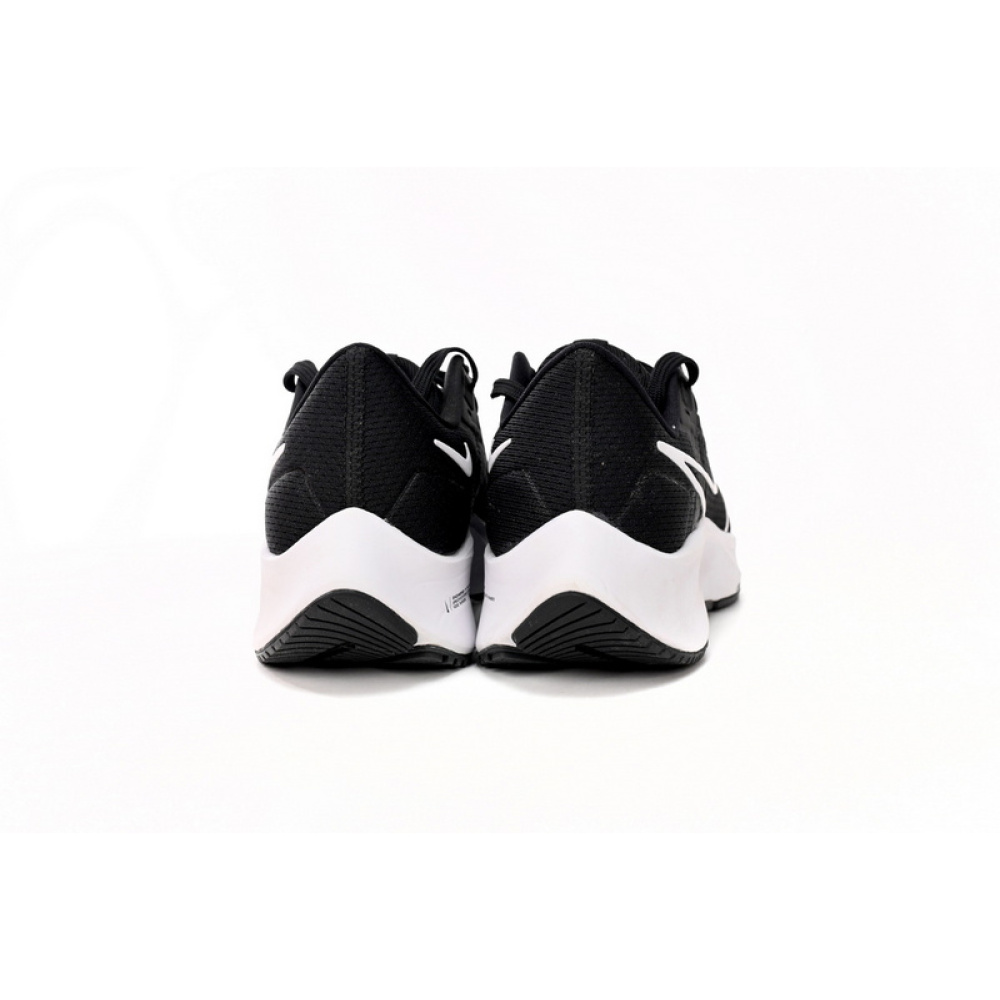 Nike AIR ZOOM PEGASUS 38 Black And White