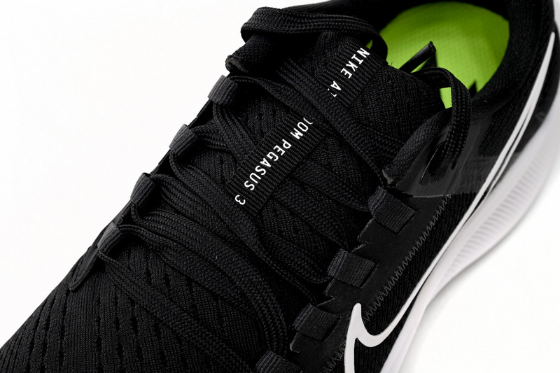 Nike AIR ZOOM PEGASUS 38 Black And White