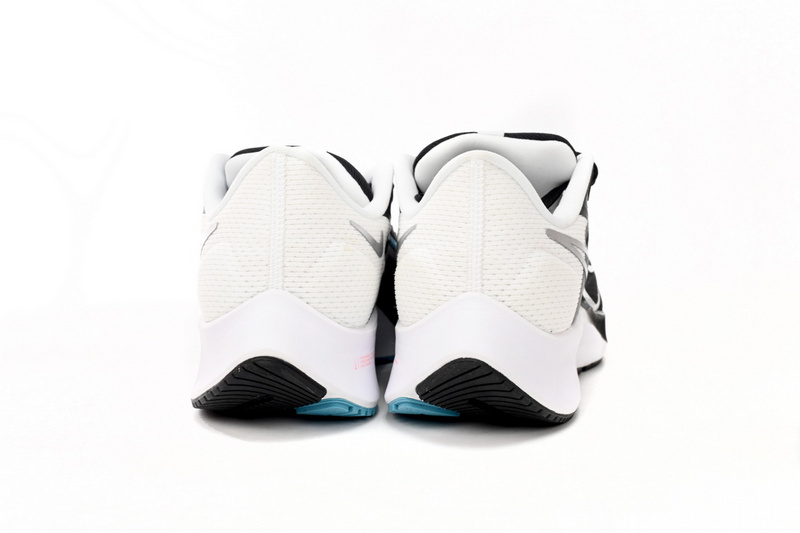 Nike AIR ZOOM PEGASUS 38 Black And White Blue