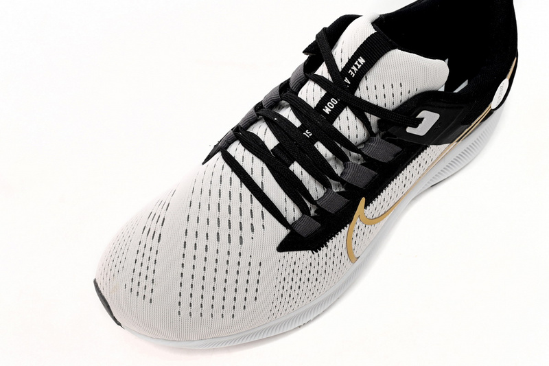 Nike AIR ZOOM PEGASUS 38 Grey Black Gold
