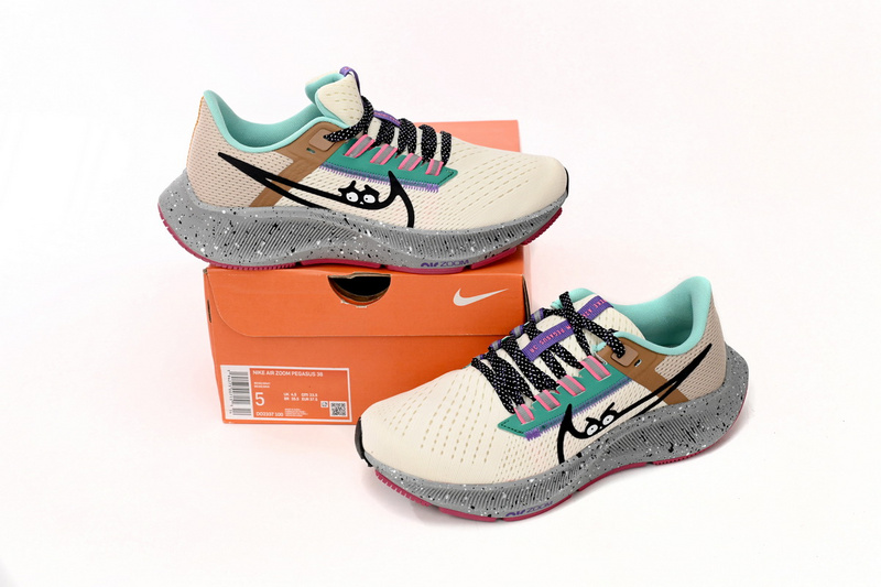 Nike AIR ZOOM PEGASUS 38 Rice White