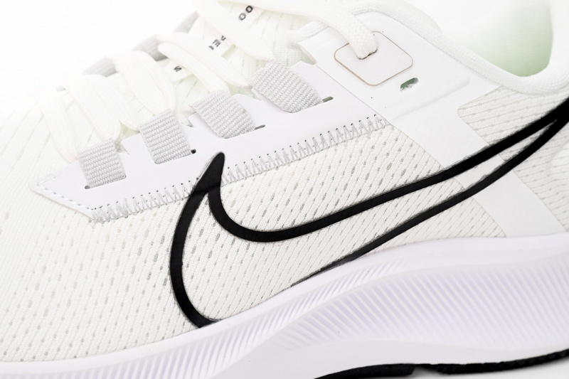 Nike AIR ZOOM PEGASUS 38 White Black