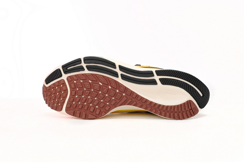Nike AIR ZOOM PEGASUS 38 Yellow Black