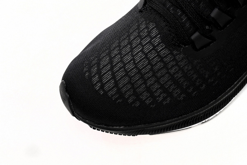  Nike AIR ZOOM PEGASUS 37 Black And White