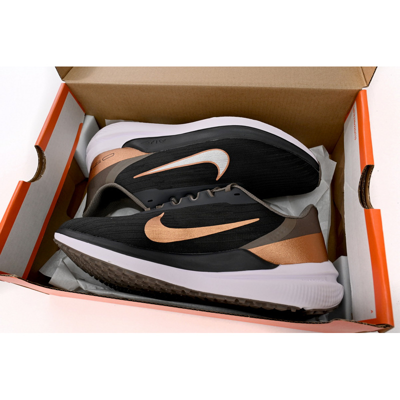 Nike Air Winflo 9 Black And White Brown