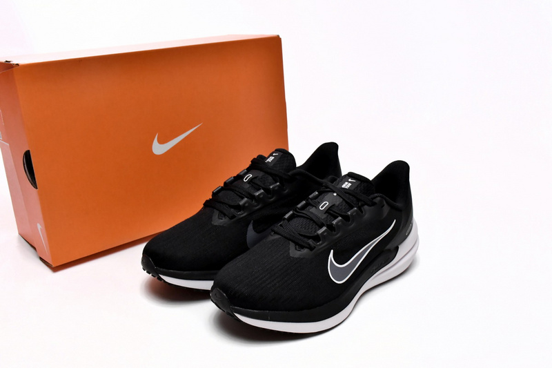 Nike Air Winflo 9 Black Dark Smoke Grey