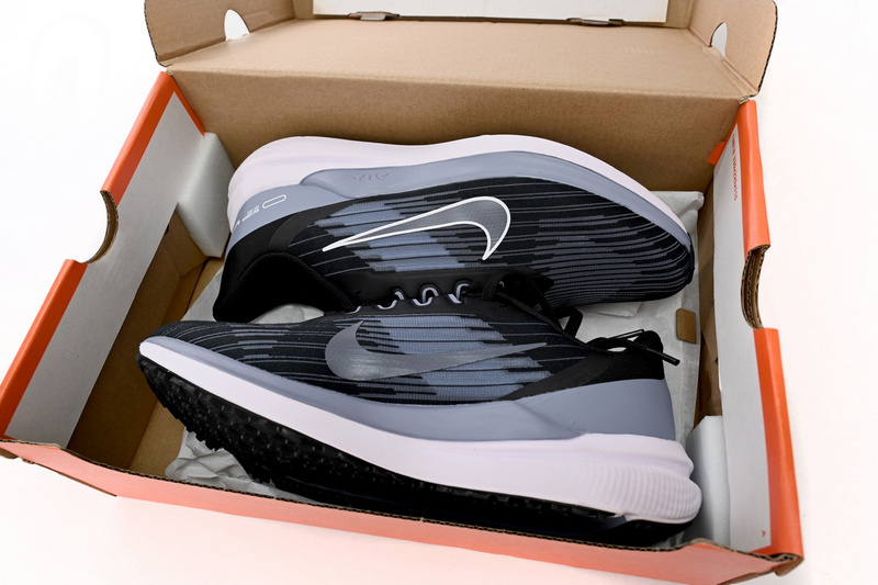 Nike Air Winflo 9 Black Light Blue