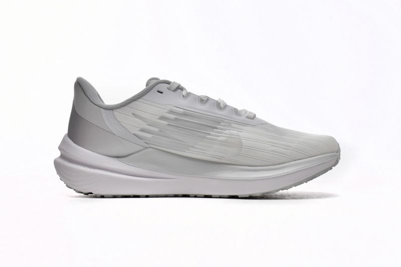 Nike Air Winflo 9 White Metallic Silver