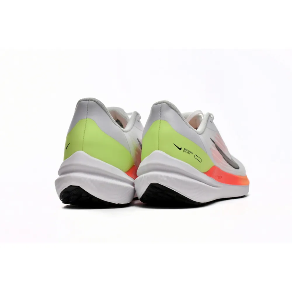 Nike Air Winflo 9 White Orange