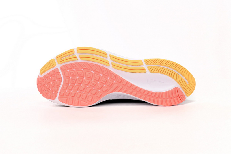 Nike AIR ZOOM PEGASUS 37 Black Orange