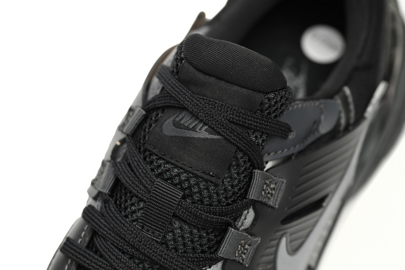 Nike V2K Runtekk 3XL Black