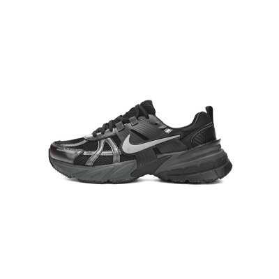 Nike V2K Runtekk 3XL Black 01