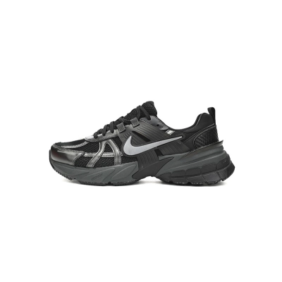 Nike V2K Runtekk 3XL Black 01