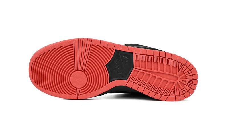 GB Nike Dunk SB Low “Pigeon”