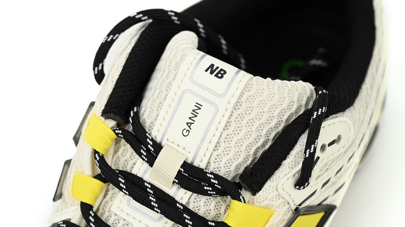 New Balance 1906R White and yellow RGG