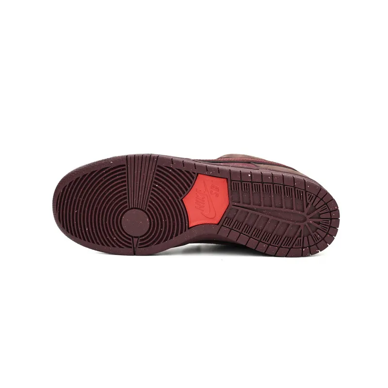 SX Nike SB Dunk Low Premium “Valentine’s Day”-red