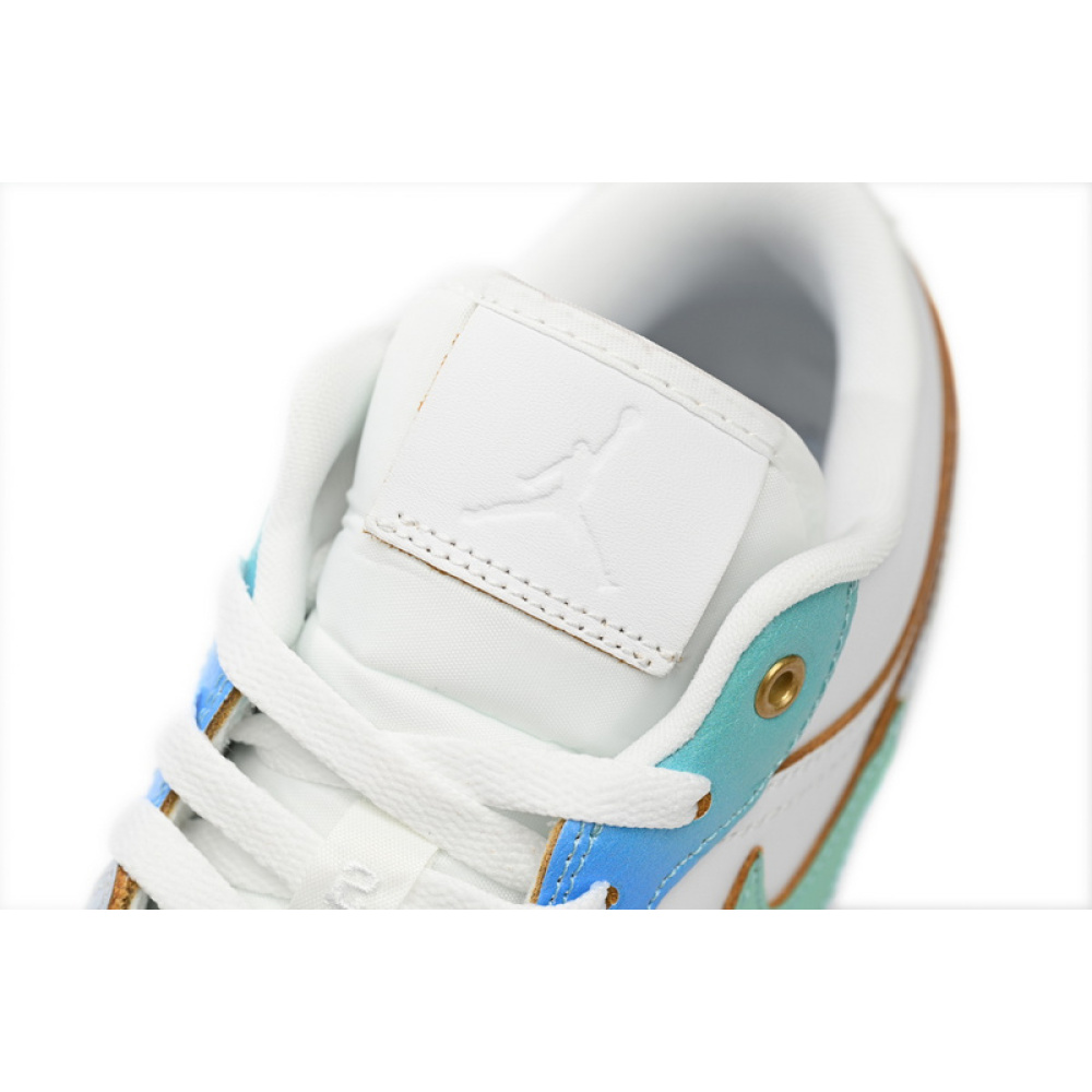 XH Nike Wmns Air Jordan 1 Low SE “Emerald Rise”