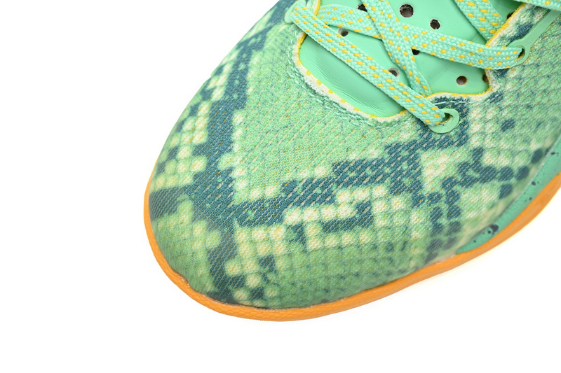 Nike Kobe 8 'Green Glow'