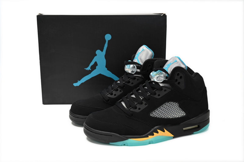 Q4 Air Jordan 5 "Noir/Aquatone/Taxe"