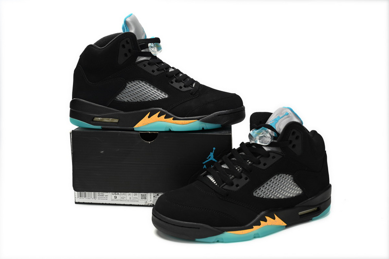 Q4 Air Jordan 5 "Noir/Aquatone/Taxe"