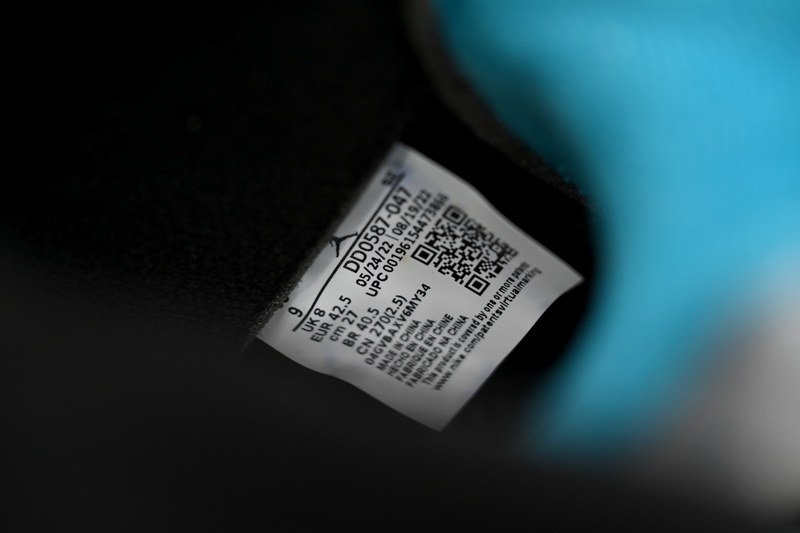 Q4 Air Jordan 5 "Noir/Aquatone/Taxe"