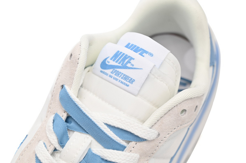 Sacai x Nike VaporWaffle Sesame and Beige Haze Blue