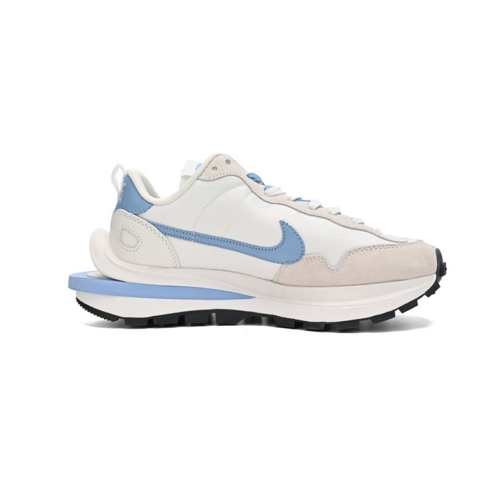 Sacai x Nike VaporWaffle Sesame and Beige Haze Blue