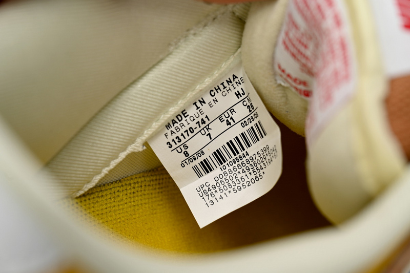 GB Nike SB Dunk Low Premium "Newcastle Brown Ale"