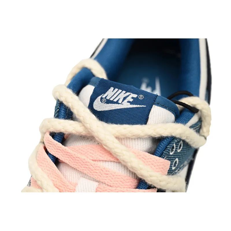 Nike Dunk Low Neon Obsidian