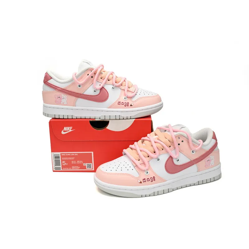 Nike Dunk Low Neon Foundation Make-up Hug Bear