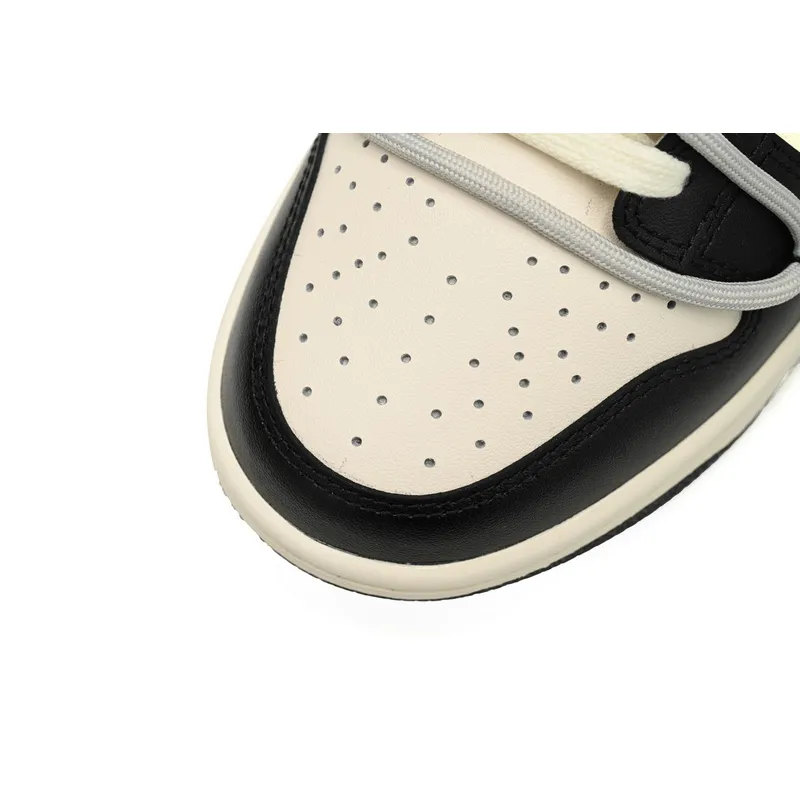 Nike Dunk Low Interstellar black and white