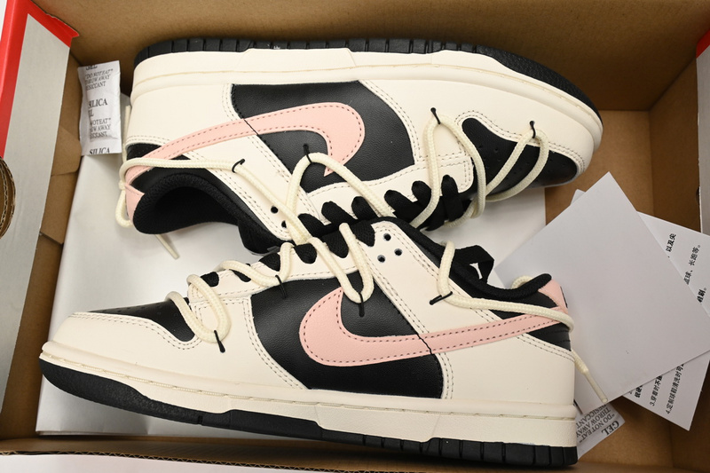 Nike Dunk Low Smoked Roses