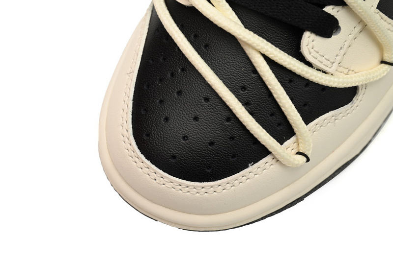 Nike Dunk Low Smoked Roses