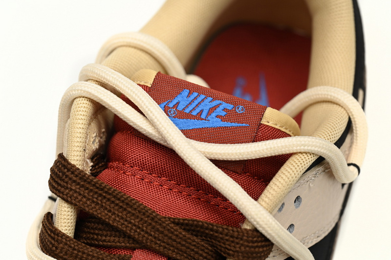 Nike Dunk Low Hiking in the mountains and wilderness