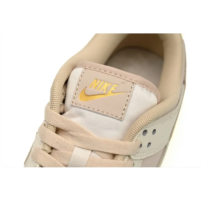 Nike Dunk Low Rose Gold