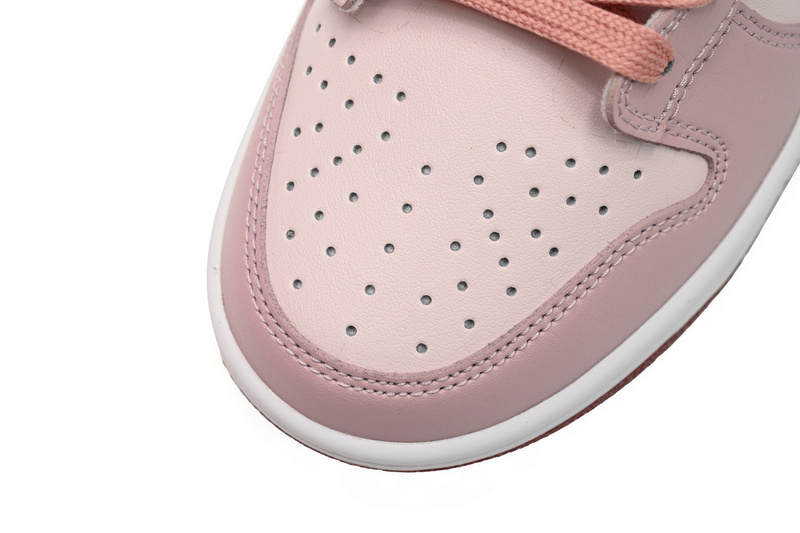 Nike Dunk Low Strawberry Embracing Pig