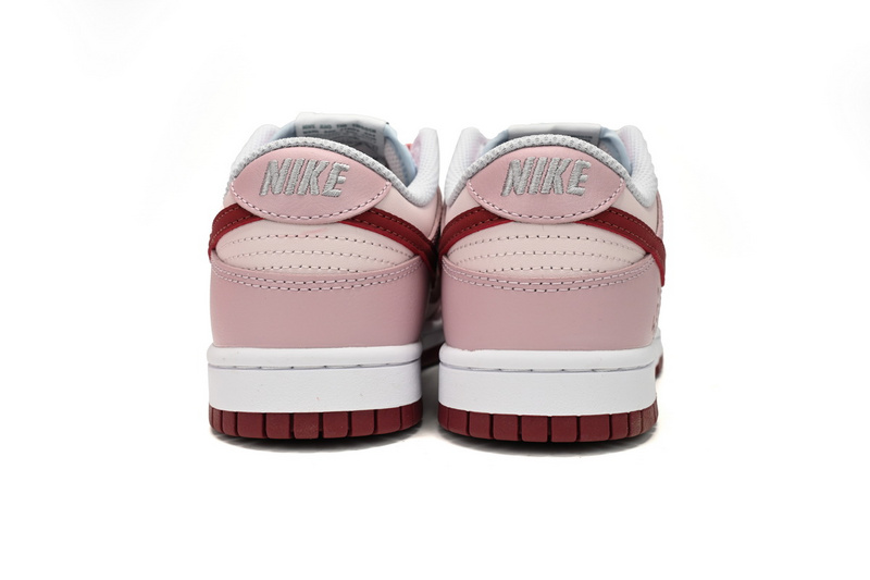 Nike Dunk Low Strawberry Embracing Pig