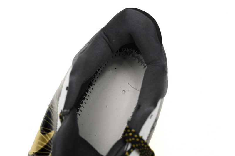 Nike Kobe V Protro Black White Gold