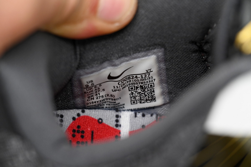 Nike Kobe V Protro Black White Gold