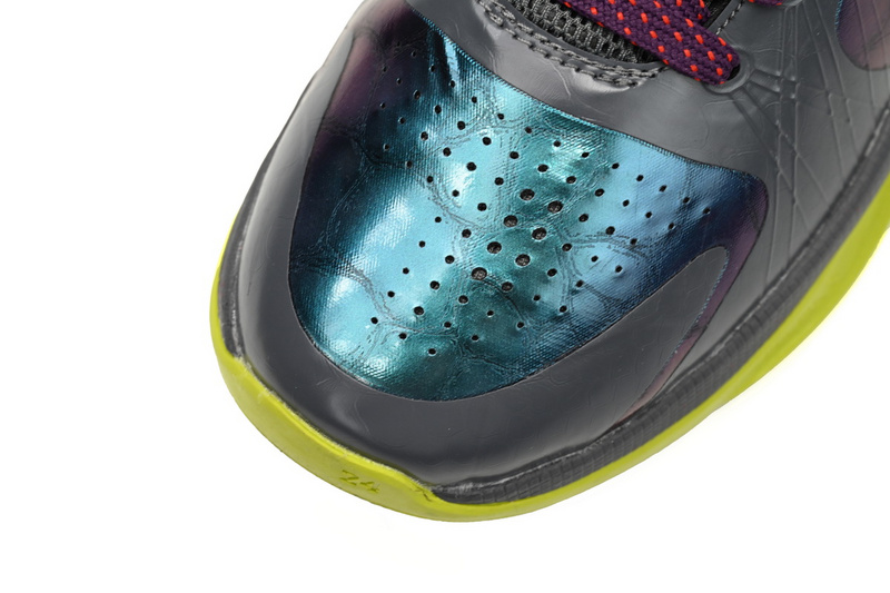 Nike Kobe 5 Protro “Chaos”