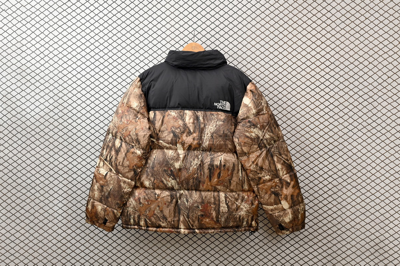 TheNorthFace Splicing White And Maple Leaf