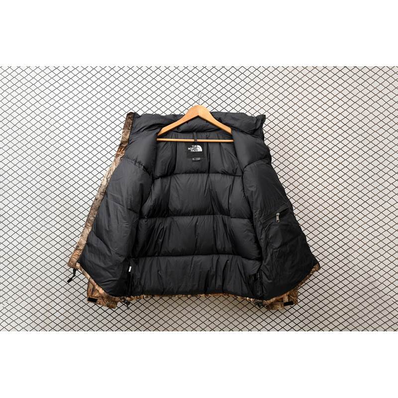 TheNorthFace Splicing White And Maple Leaf