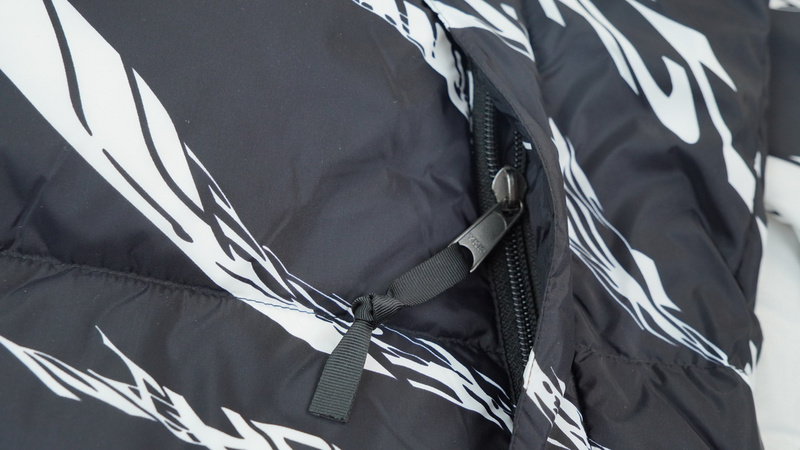 TheNorthFace Splicing White And Black Zebra