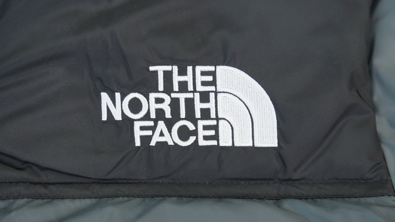 TheNorthFace Splicing White And Glossy Gray