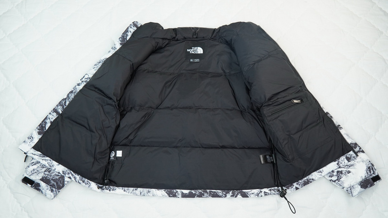 TheNorthFace Splicing White And Snow Mountain