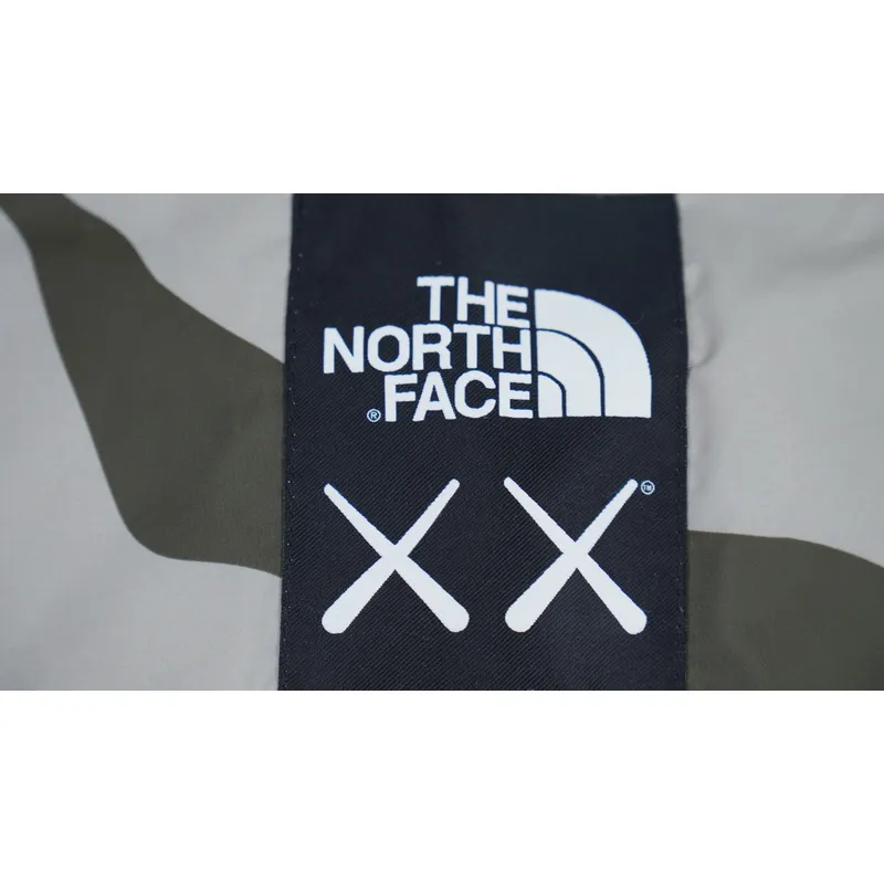 TheNorthFace Splicing White And XX gray