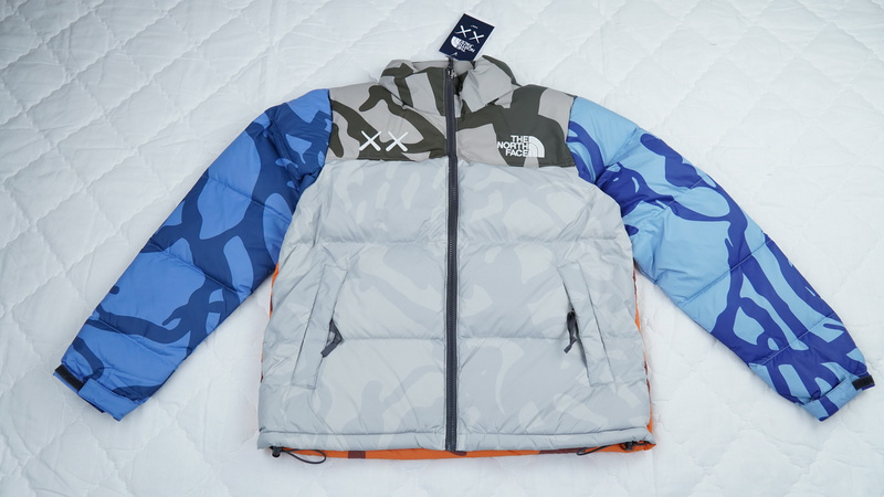 TheNorthFace Splicing White And XX gray