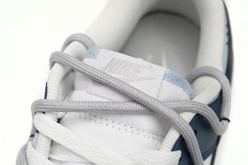 Nike Dunk Low Lazy Weekend