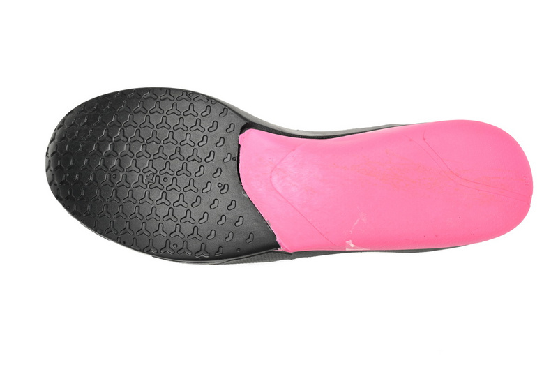 Nike Kobe 11 EM Low lnvisibility Cloak