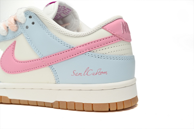 Nike Dunk Low Sakura Campus